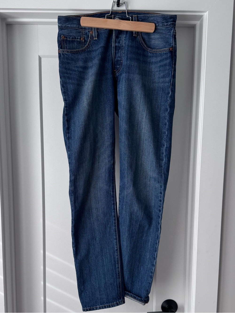Levi's Women's Straight Leg Jeans in Deep Blue Wash